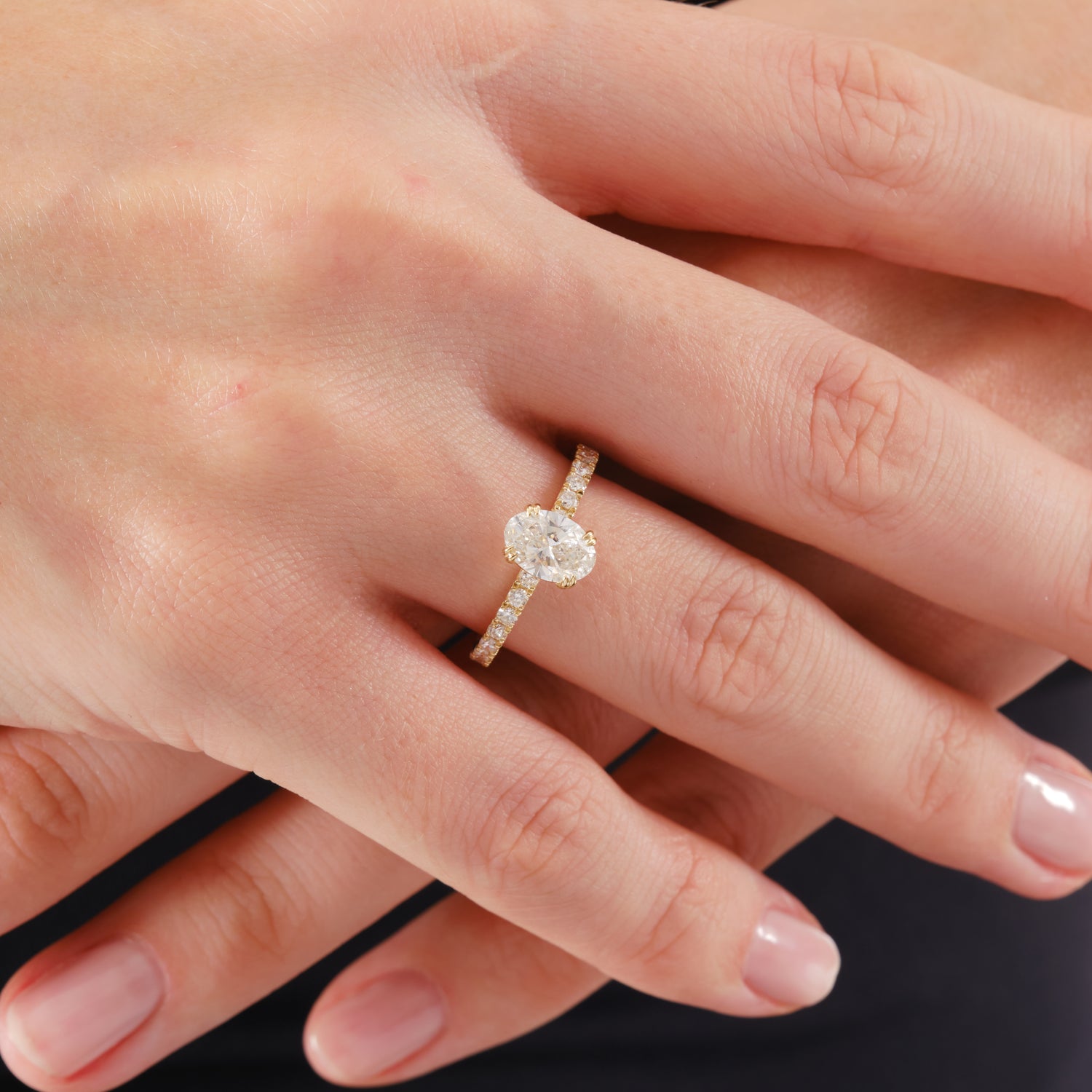 LABBRİLL OVAL YÜZÜK / LB-00001